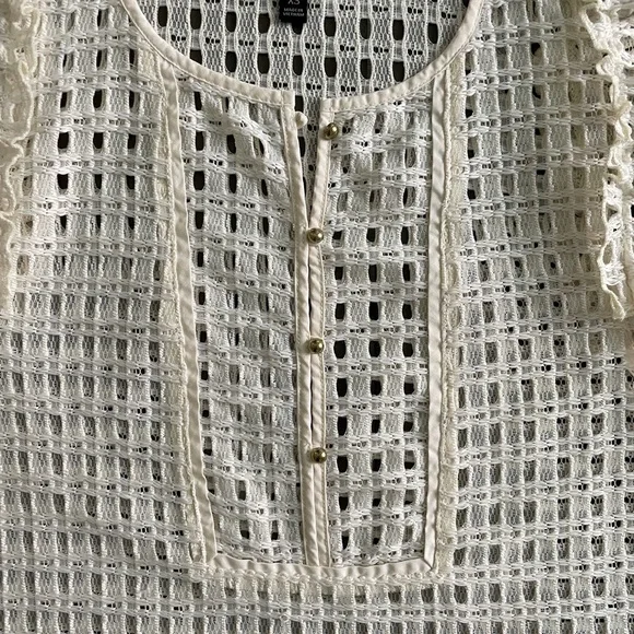 BANANA REPUBLIC SHEER RUFFLE EYELET NET BLOUSE TOP!! - Picture 3 of 9